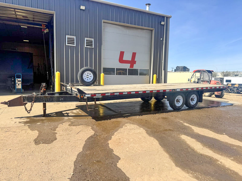 Pre-Owned 2018 Canadian Made 8'x 24' 34925