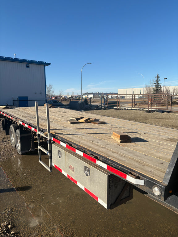 Pre-Owned 2011 Wrem 8.5'x 26' Gooseneck 00601