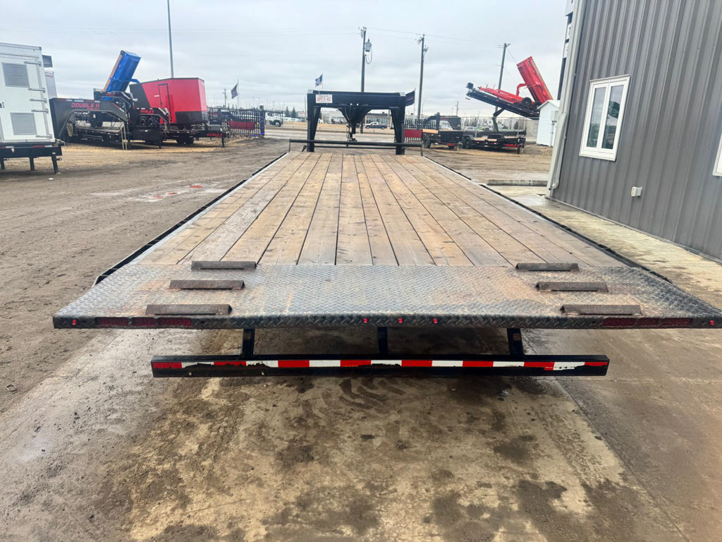 Pre-Owned 2023 Canada Trailer Full Tilt 3:7000LB Axles