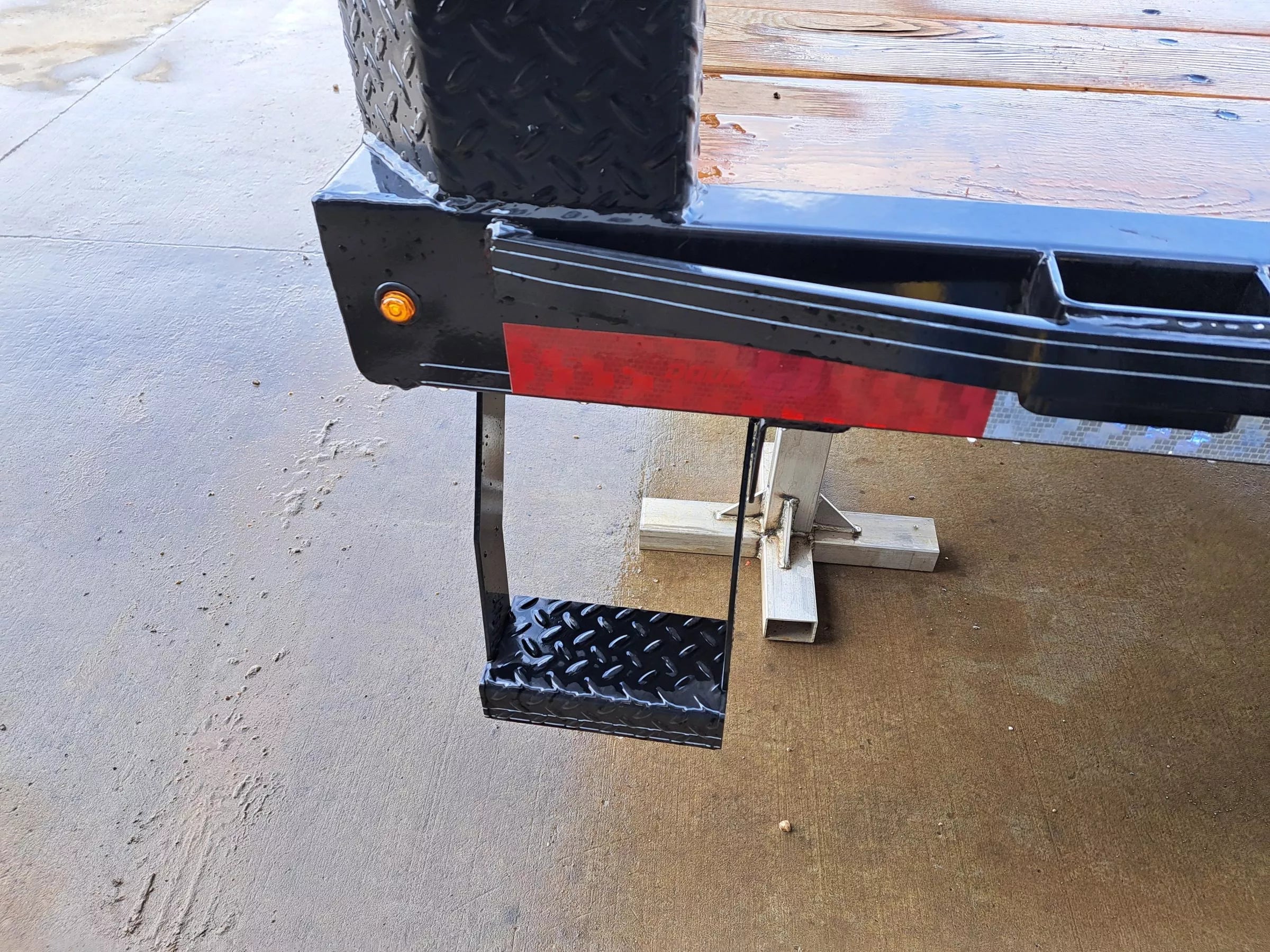 09 - 2026 Double A CTD8–11 Truck Deck T1814