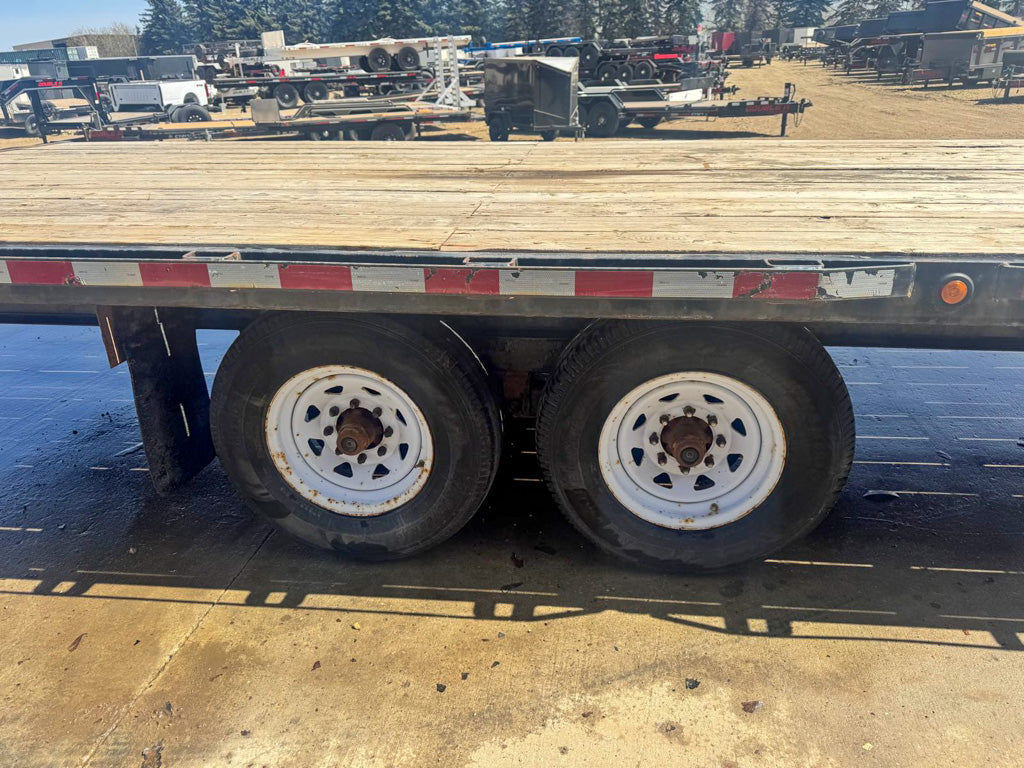 Pre-Owned 2018 Canadian Made 8'x 24' 34925