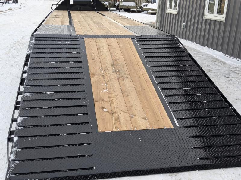 06 - 2026 Double A Trailers GHB258HBT-36 35646