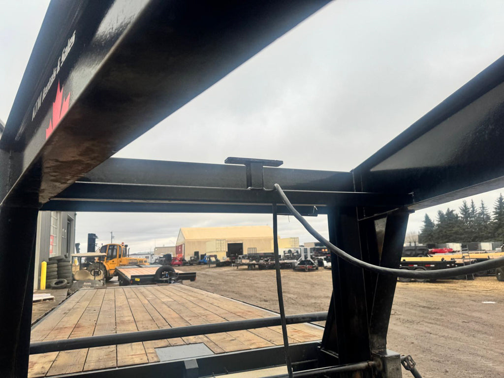 Pre-Owned 2023 Canada Trailer Full Tilt 3:7000LB Axles