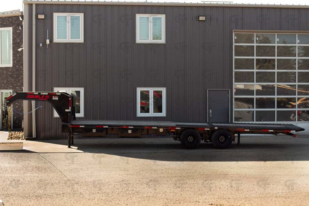 2027 Double A 30' Gooseneck Trailer - Hydraulic Beavertail - 27600LB GVW - 35901