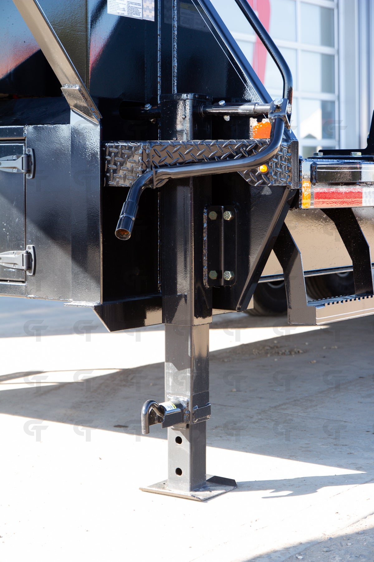 2027 Double A 22' Gooseneck Full Tilt Trailer · Container Package, Tandem 7K