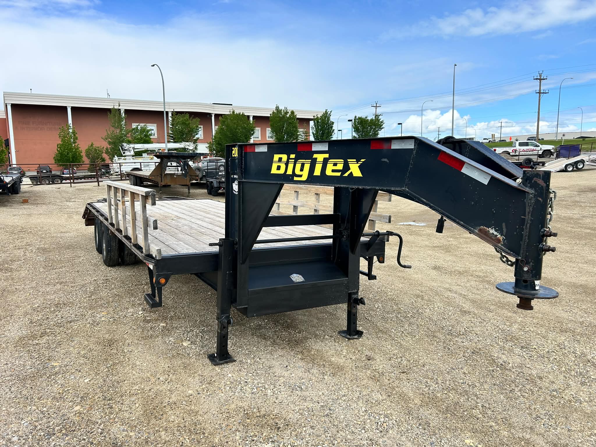 Pre-Owned 2011 BigTex 20GN-20BK+5-25 86567