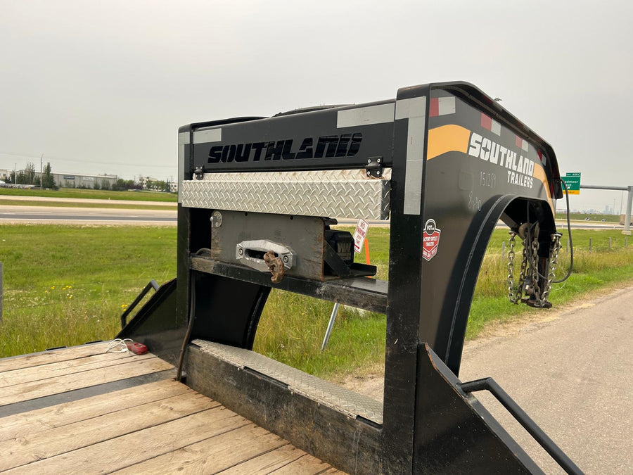 2026 Southland 40' Gooseneck Deckover Trailer - Hydraulic Beavertail - 38000LB GVW 33505