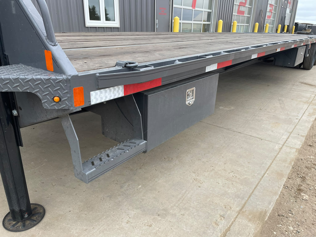 2026 Double A 40' Gooseneck Highboy/Deckover Beavertail Trailer · Tandem 12K